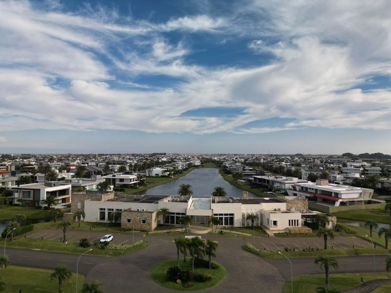 CONDOMÍNIO ENSEADA SOBRADO À VENDA COM VISTA INCRÍVEL PARA O LAGO: 36ª foto da galeria de imagens do imóvel