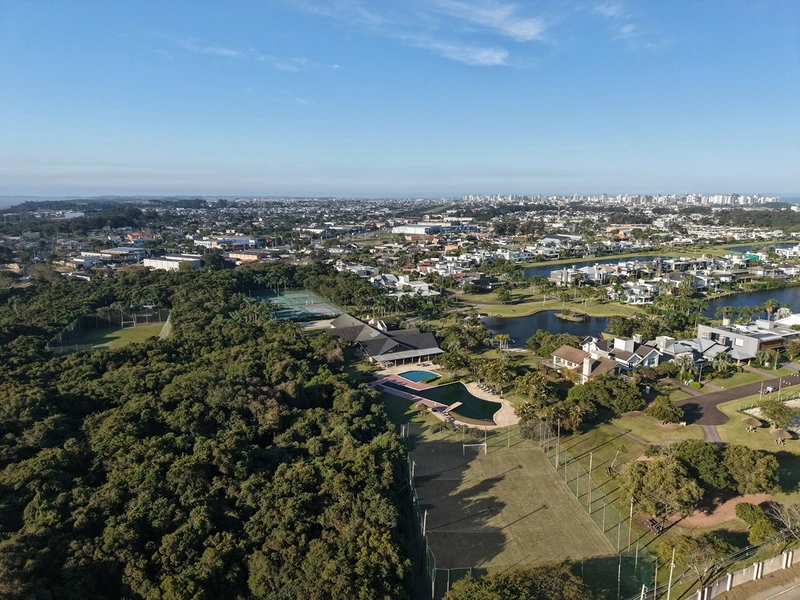 SOBRADO À VENDA EM ATLÂNTIDA! BEIRA-LAGO • 5 SUÍTES • 847,22 M² DE TERRENO: 49ª foto da galeria de imagens do imóvel