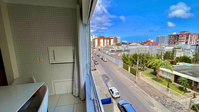 PERTO DO MAR! APTO DE FRENTE, 3 DORMTS. MOBILIADO  NO CENTRO DE CAPÃO!: 6ª foto da galeria de imagens do imóvel