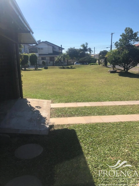 Casa térrea com 3 suítes, no bairro Zona nova em Capão da Canoa: 2ª foto da galeria de imagens do imóvel