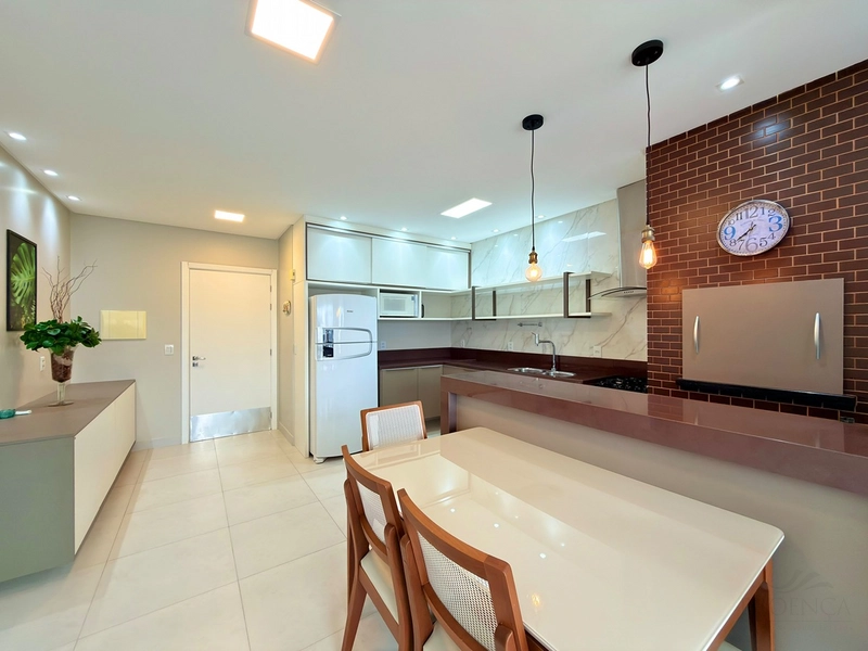 APARTAMENTO À VENDA EM CAPÃO DA CANOA! ANDAR ALTO • MOBILIADO • PRÓXIMO AO MAR: 6ª foto da galeria de imagens do imóvel