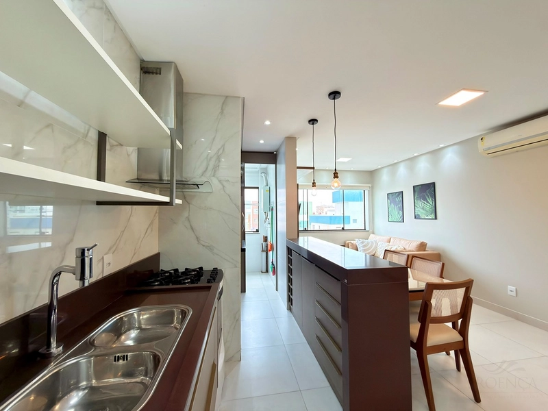 APARTAMENTO À VENDA EM CAPÃO DA CANOA! ANDAR ALTO • MOBILIADO • PRÓXIMO AO MAR: 7ª foto da galeria de imagens do imóvel