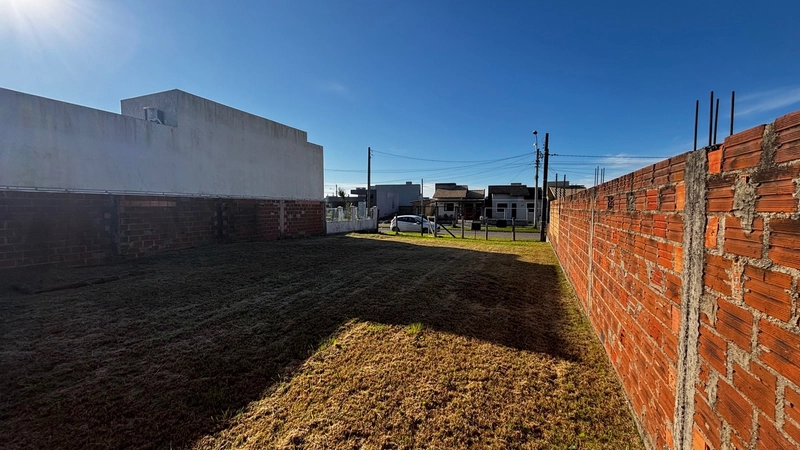 TERRENO À VENDA – PRONTO PARA CONSTRUIR: 4ª foto da galeria de imagens do imóvel