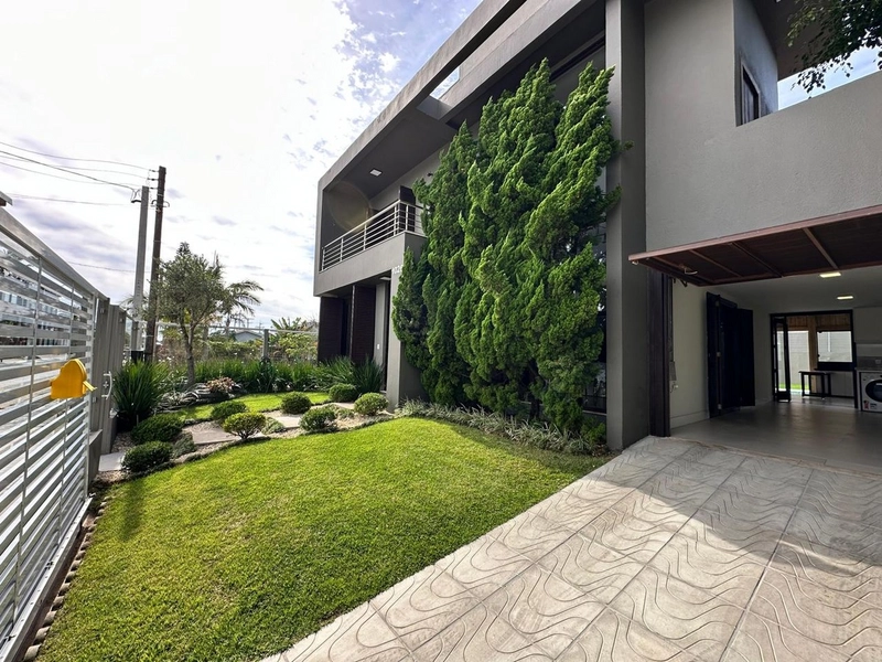 Sobrado à venda com 220m², 3 dormitórios, 1 suíte,  Centro Xangrilá: 2ª foto da galeria de imagens do imóvel