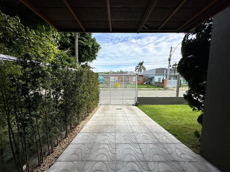 Sobrado à venda com 220m², 3 dormitórios, 1 suíte,  Centro Xangrilá: 3ª foto da galeria de imagens do imóvel