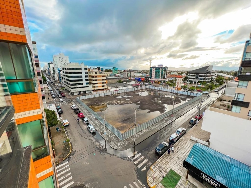 Apartamento de 2 dormitórios, mobiliado, centro de Capão da Canoa.: 5ª foto da galeria de imagens do imóvel