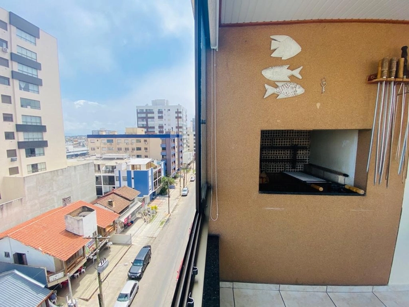 Apartamento de 2 dormitórios, mobiliado, centro de Capão da Canoa.: 3ª foto da galeria de imagens do imóvel