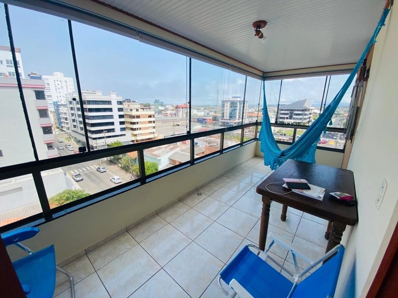 Apartamento de 2 dormitórios, mobiliado, centro de Capão da Canoa.: 1ª foto da galeria de imagens do imóvel