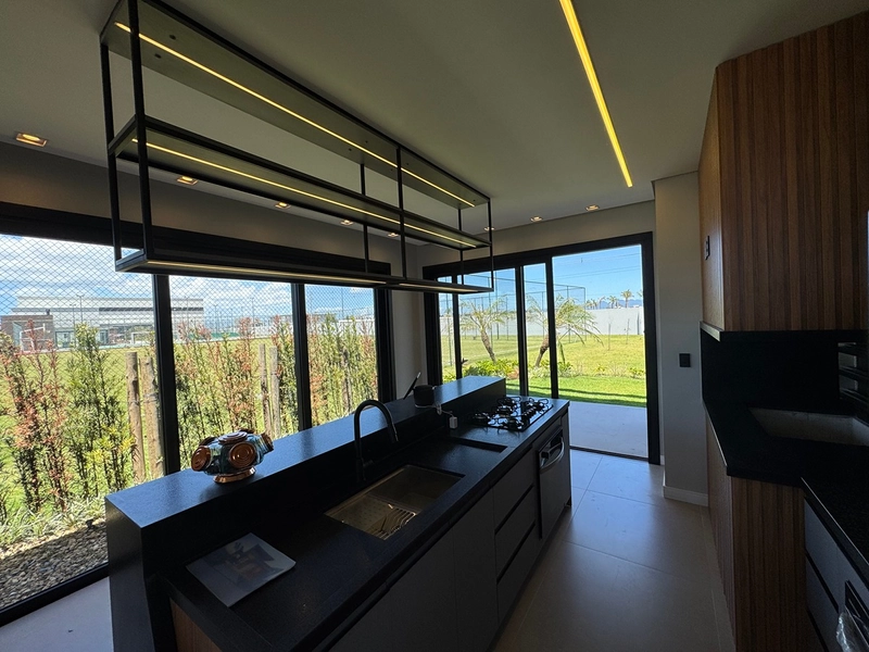 Casa com projeto único em excelente localização, no Condomínio Amare. : 13ª foto da galeria de imagens do imóvel