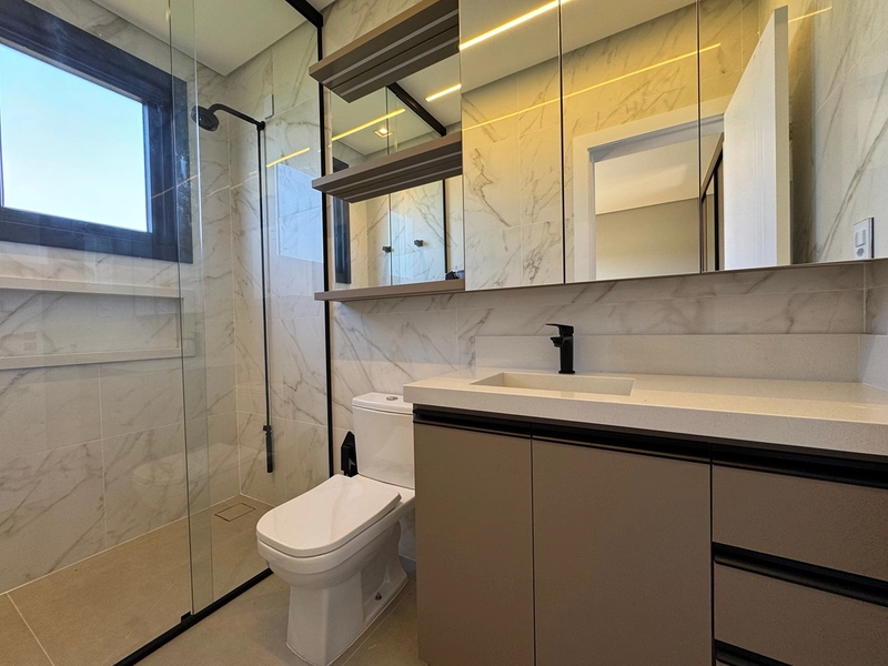 Casa com projeto único em excelente localização, no Condomínio Amare. : 23ª foto da galeria de imagens do imóvel