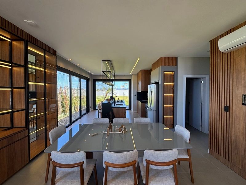 Casa com projeto único em excelente localização, no Condomínio Amare. : 9ª foto da galeria de imagens do imóvel