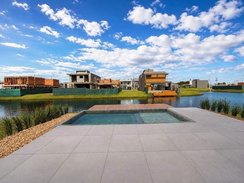 Exelente sobrado na beira lago, no Condominio Zen.: 18ª foto da galeria de imagens do imóvel