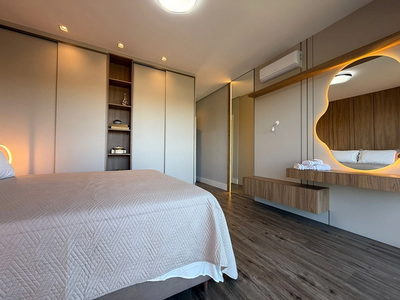 Sobrado beira lago, com projeto único, mobilada e decorado.: 29ª foto da galeria de imagens do imóvel