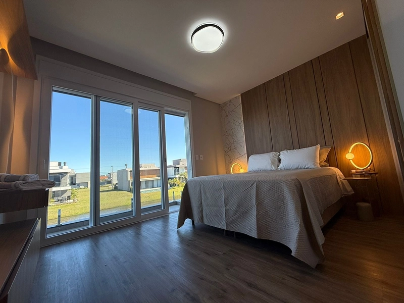 Sobrado beira lago, com projeto único, mobilada e decorado.: 33ª foto da galeria de imagens do imóvel