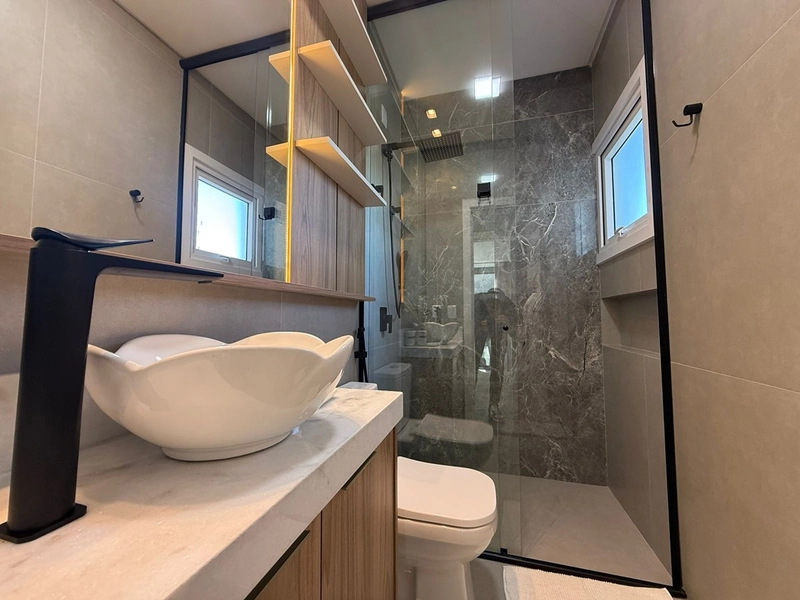 Sobrado beira lago, com projeto único, mobilada e decorado.: 24ª foto da galeria de imagens do imóvel