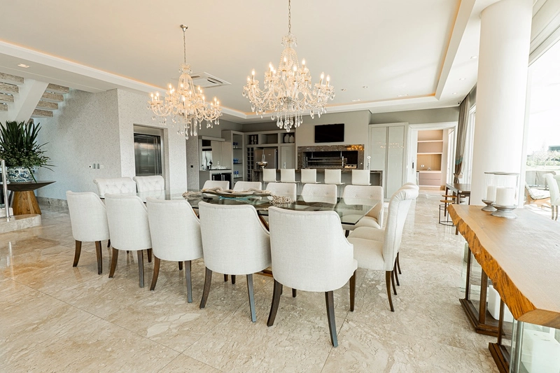 Mansão com 02 terrenos na beira do lago no condomínio Enseada: 18ª foto da galeria de imagens do imóvel