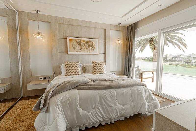 Mansão com 02 terrenos na beira do lago no condomínio Enseada: 8ª foto da galeria de imagens do imóvel