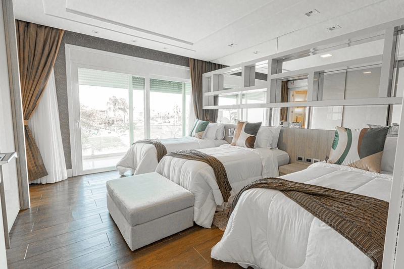 Mansão com 02 terrenos na beira do lago no condomínio Enseada: 45ª foto da galeria de imagens do imóvel