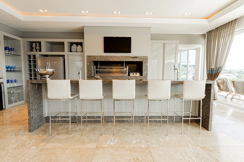 Mansão com 02 terrenos na beira do lago no condomínio Enseada: 17ª foto da galeria de imagens do imóvel