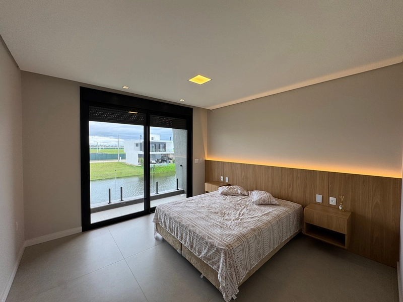 Sobrado com arquitetura uníca, no Condiminio Zen em Xangri-Lá.: 18ª foto da galeria de imagens do imóvel