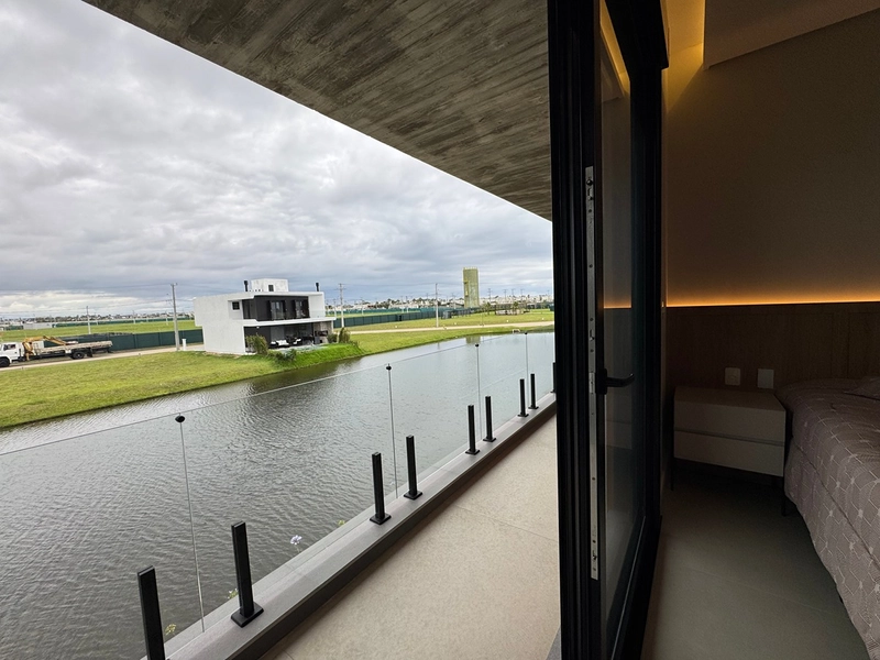 Sobrado com arquitetura uníca, no Condiminio Zen em Xangri-Lá.: 22ª foto da galeria de imagens do imóvel