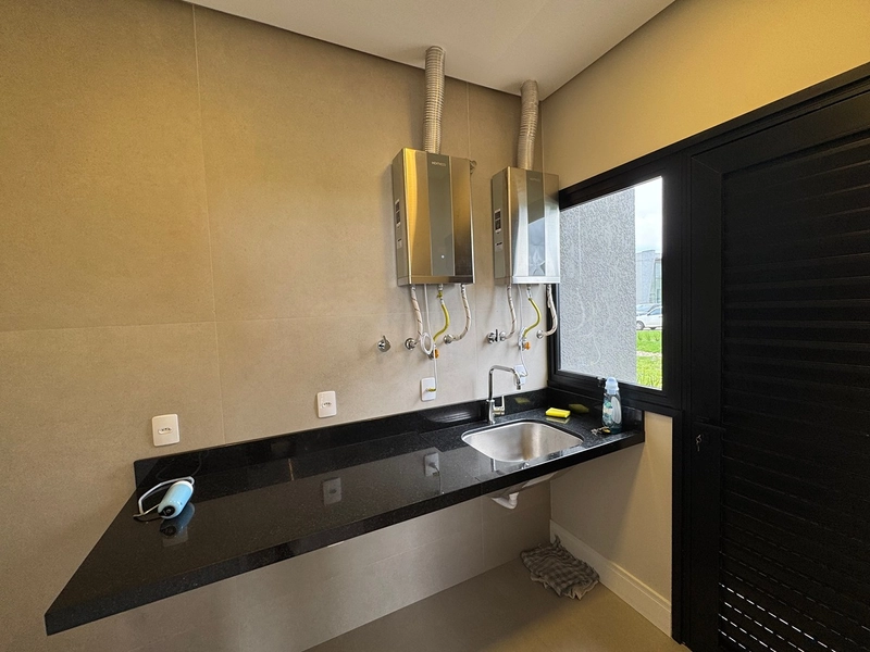 Sobrado com arquitetura uníca, no Condiminio Zen em Xangri-Lá.: 12ª foto da galeria de imagens do imóvel