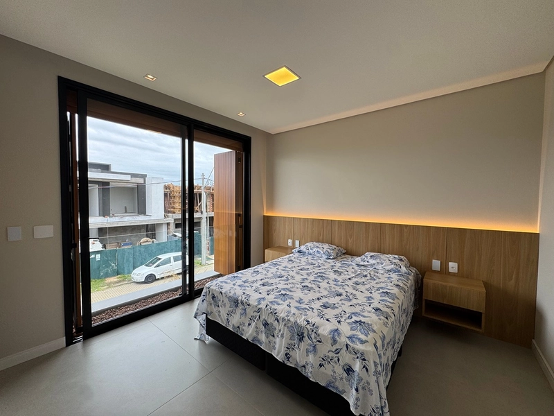 Sobrado com arquitetura uníca, no Condiminio Zen em Xangri-Lá.: 16ª foto da galeria de imagens do imóvel