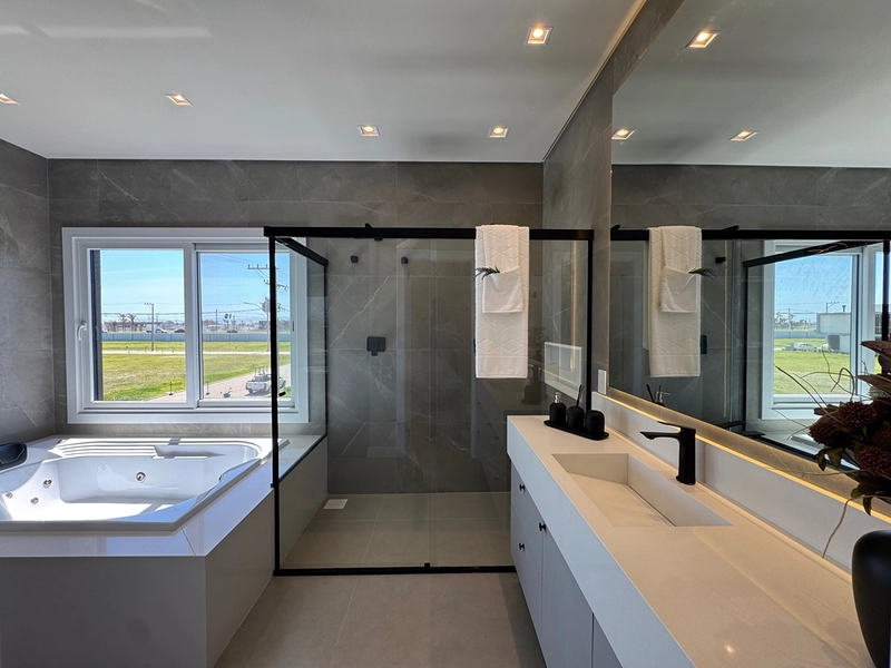 Sobrado de projeto diferenciado, com altíssimo padrão construtivo. : 24ª foto da galeria de imagens do imóvel