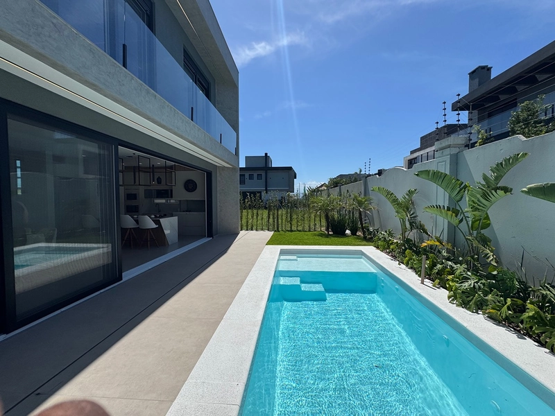 Sobrado de projeto diferenciado, com altíssimo padrão construtivo. : 17ª foto da galeria de imagens do imóvel