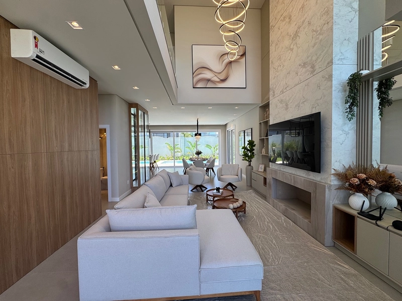 Sobrado de projeto diferenciado, com altíssimo padrão construtivo. : 4ª foto da galeria de imagens do imóvel