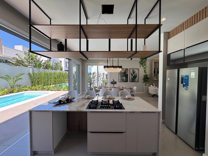 Sobrado de projeto diferenciado, com altíssimo padrão construtivo. : 15ª foto da galeria de imagens do imóvel