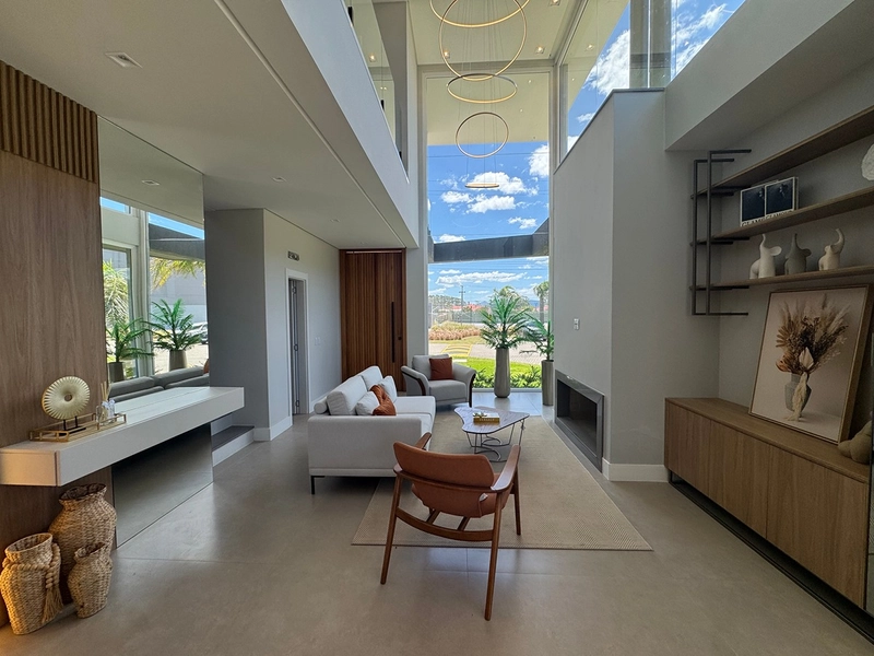 Sobrado com arquitetura uníca, condomínio no centro de Xangri-Lá: 8ª foto da galeria de imagens do imóvel