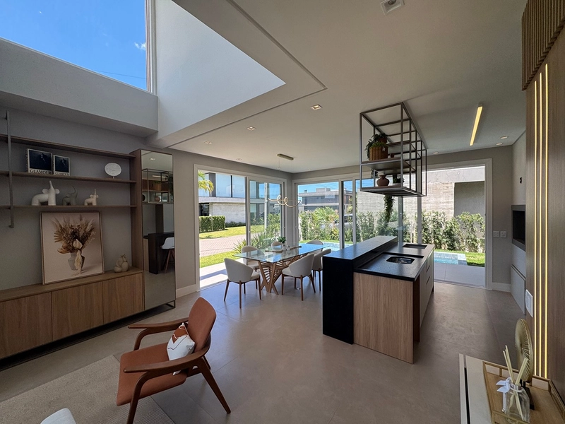 Sobrado com arquitetura uníca, condomínio no centro de Xangri-Lá: 12ª foto da galeria de imagens do imóvel