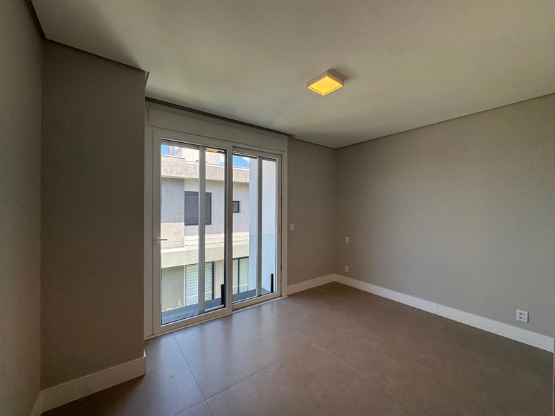 Sobrado com arquitetura uníca, condomínio no centro de Xangri-Lá: 24ª foto da galeria de imagens do imóvel