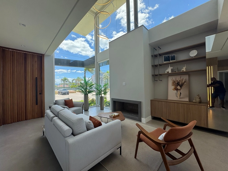 Sobrado com arquitetura uníca, condomínio no centro de Xangri-Lá: 9ª foto da galeria de imagens do imóvel