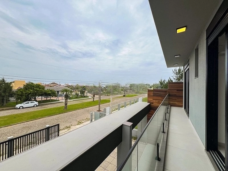 Excelente sobrado à poucos metros do mar na praia de Maristela: 9ª foto da galeria de imagens do imóvel