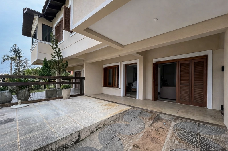 Lindo duplex à venda á uma quadra do mar, na praia de Xangri-Lá.: 2ª foto da galeria de imagens do imóvel