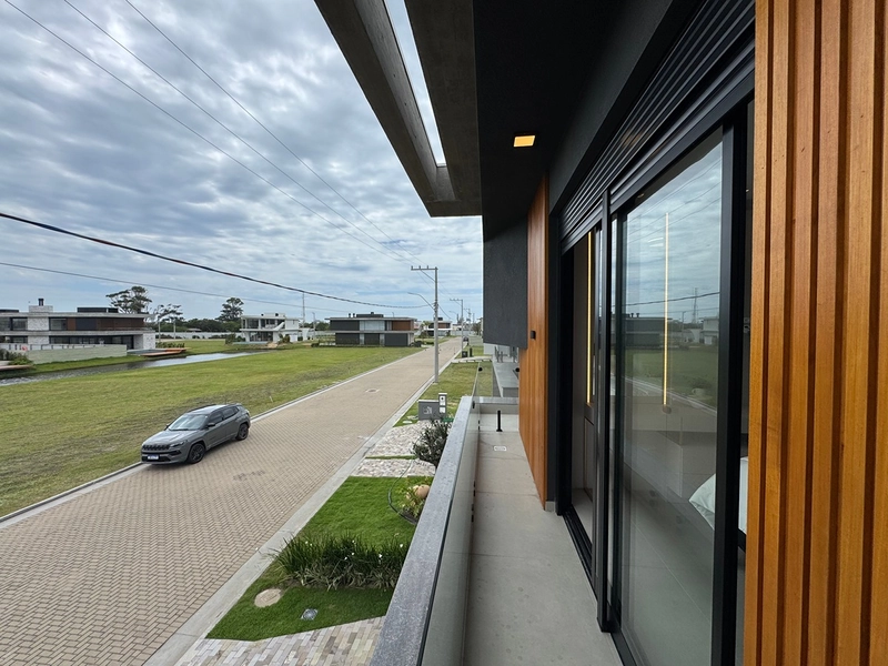 Sobrado mobiliado e decorado, em um dos melhores condomínios do Litoral.: 26ª foto da galeria de imagens do imóvel