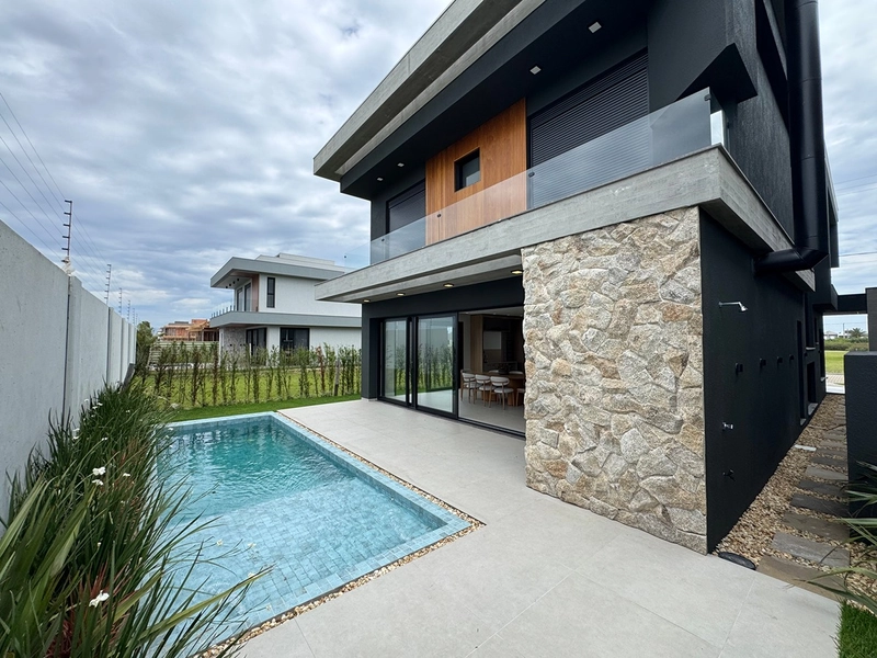 Sobrado mobiliado e decorado, em um dos melhores condomínios do Litoral.: 12ª foto da galeria de imagens do imóvel