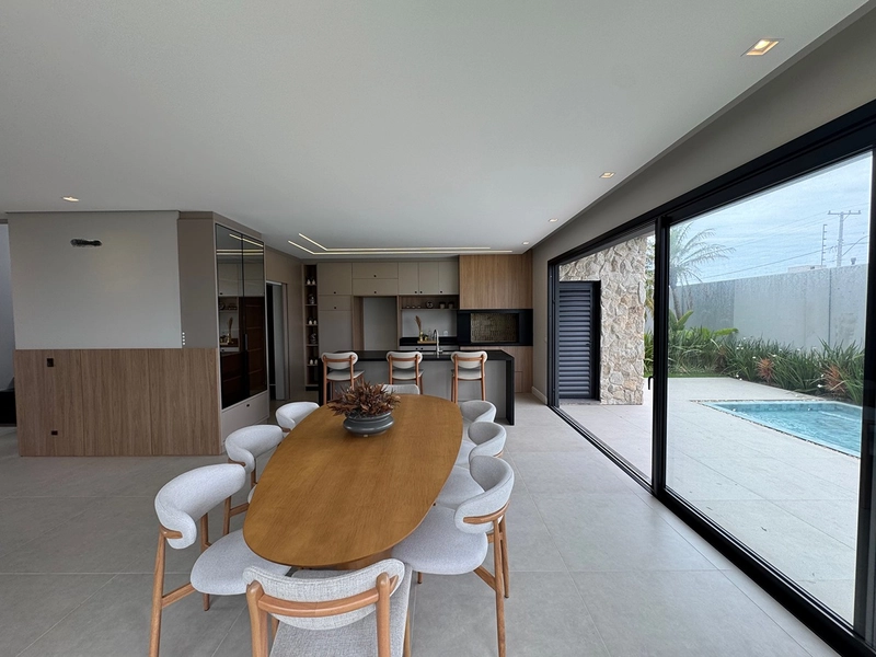 Sobrado mobiliado e decorado, em um dos melhores condomínios do Litoral.: 7ª foto da galeria de imagens do imóvel