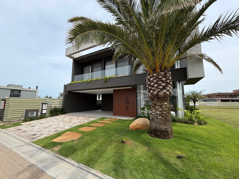 Sobrado beira lago no condominio Amare em Xangri-lá: 3ª foto da galeria de imagens do imóvel