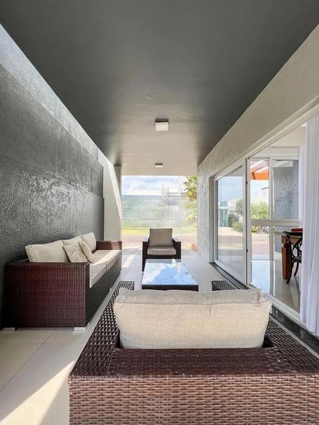 Excelente Casa, no Condomínio Las Palmas: 5ª foto da galeria de imagens do imóvel