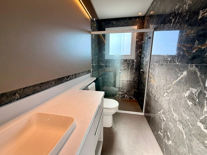 Sobrado com arquitetura uníca em Condomínio Beira Mar : 16ª foto da galeria de imagens do imóvel