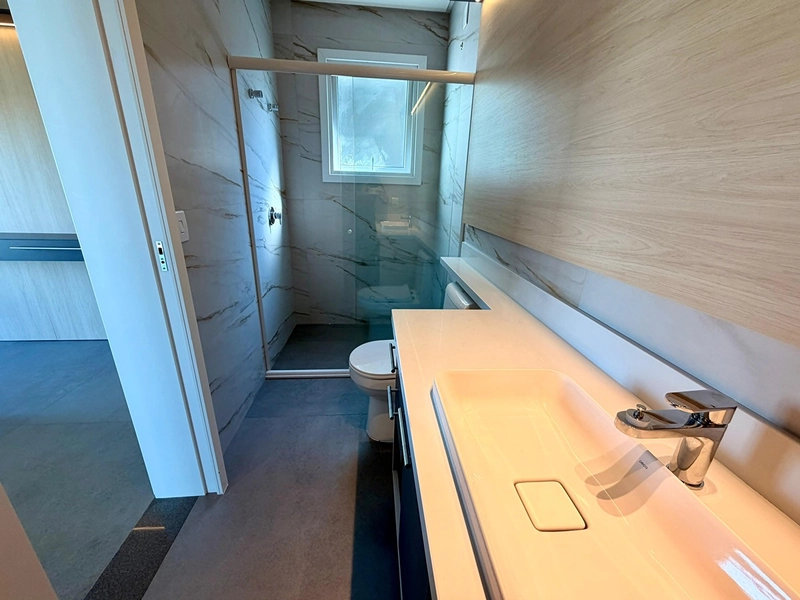 Sobrado com arquitetura uníca em Condomínio Beira Mar : 18ª foto da galeria de imagens do imóvel