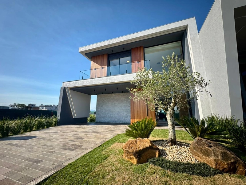 Casa beira Lago no Condominio Zen, Você irá se impressionar com a Vista.   : 1ª foto da galeria de imagens do imóvel