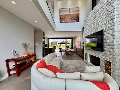 Excelente casa sobrado à venda no Condomínio Blue.: 5ª foto da galeria de imagens do imóvel