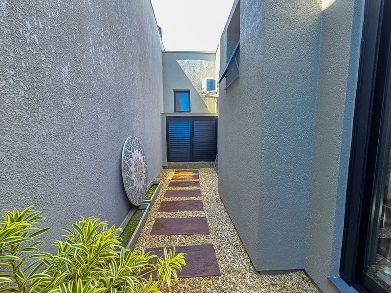 Casa com projeto único em excelente localização, no Condomínio Blue: 9ª foto da galeria de imagens do imóvel