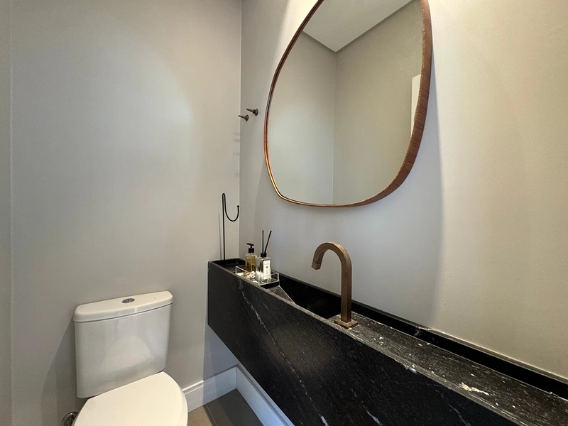 Sobrado beira Lago, com excelente padrão construtivo: 6ª foto da galeria de imagens do imóvel