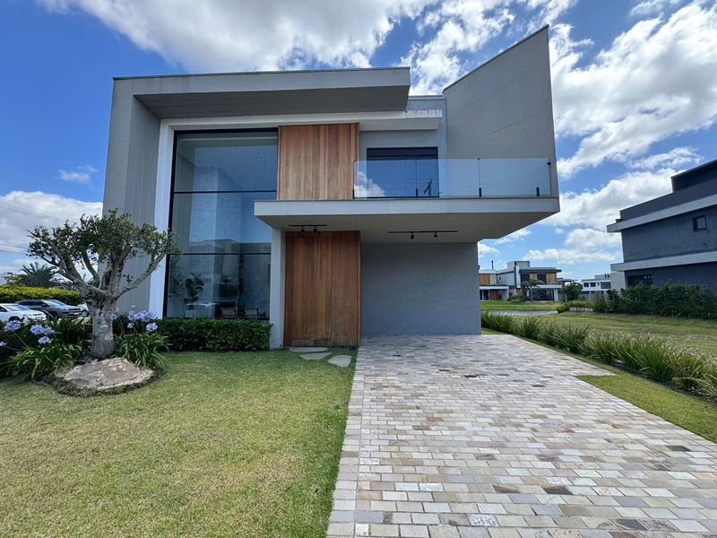 Sobrado beira Lago, com excelente padrão construtivo: 22ª foto da galeria de imagens do imóvel