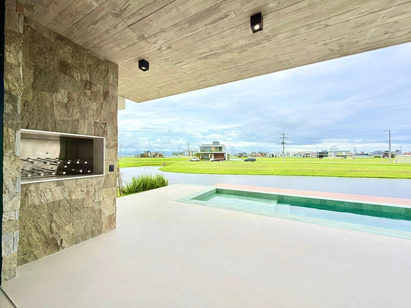 Sobrado de projeto diferenciado, com altíssimo padrão construtivo, beira lago.. : 17ª foto da galeria de imagens do imóvel